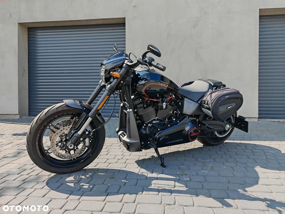 Harley-Davidson Softail FXDR - 16