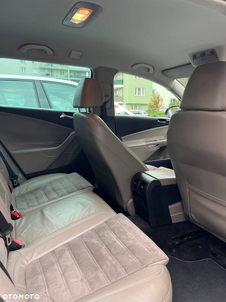 Volkswagen Passat Variant - 16