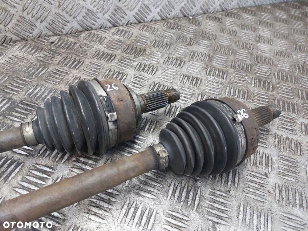 PÓŁOŚ LEWY + PRAWY PRZÓD LEWA PRAWA KRÓTKA DŁUGA HONDA CITY IV 1.4 16V - 5