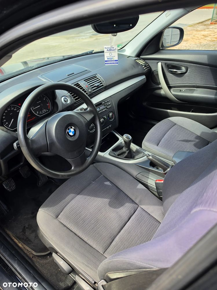 BMW Seria 1 - 12