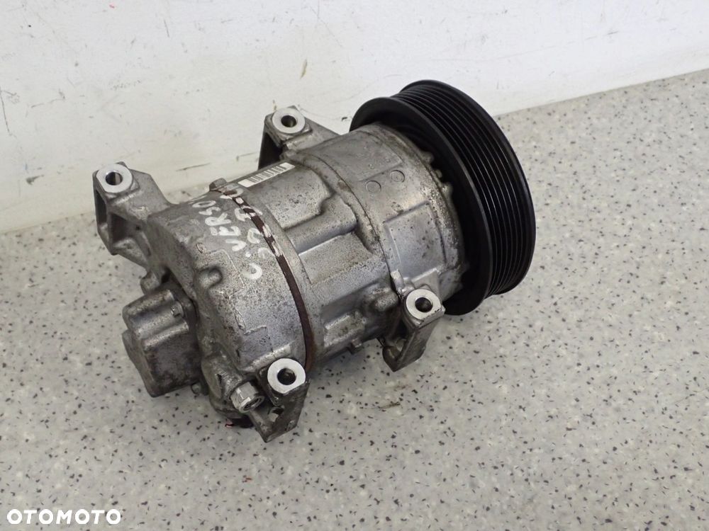 TOYOTA COROLLA VERSO 04- 2.2 D4D KOMPRESOR KLIMY D-CAT - 3