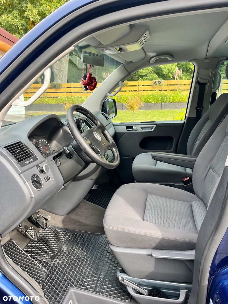 Volkswagen Multivan - 6