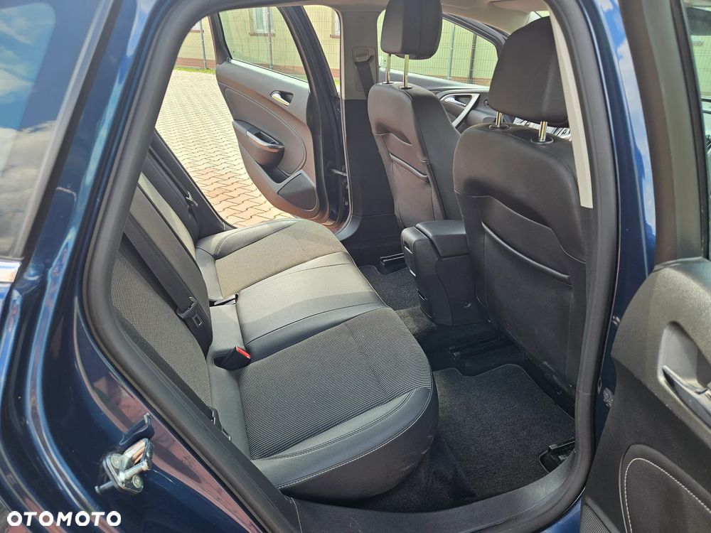 Opel Astra 1.4 Turbo - 5