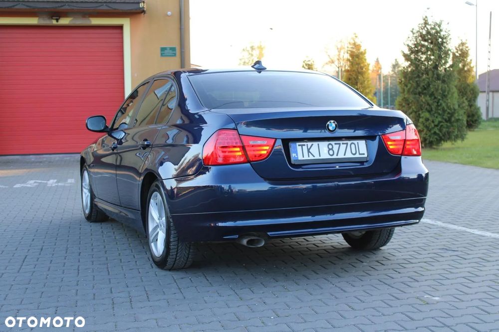 BMW Seria 3 318d - 3