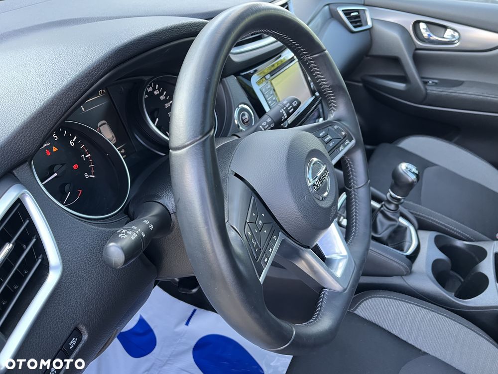 Nissan Qashqai 1.6 DIG-T N-Connecta - 18
