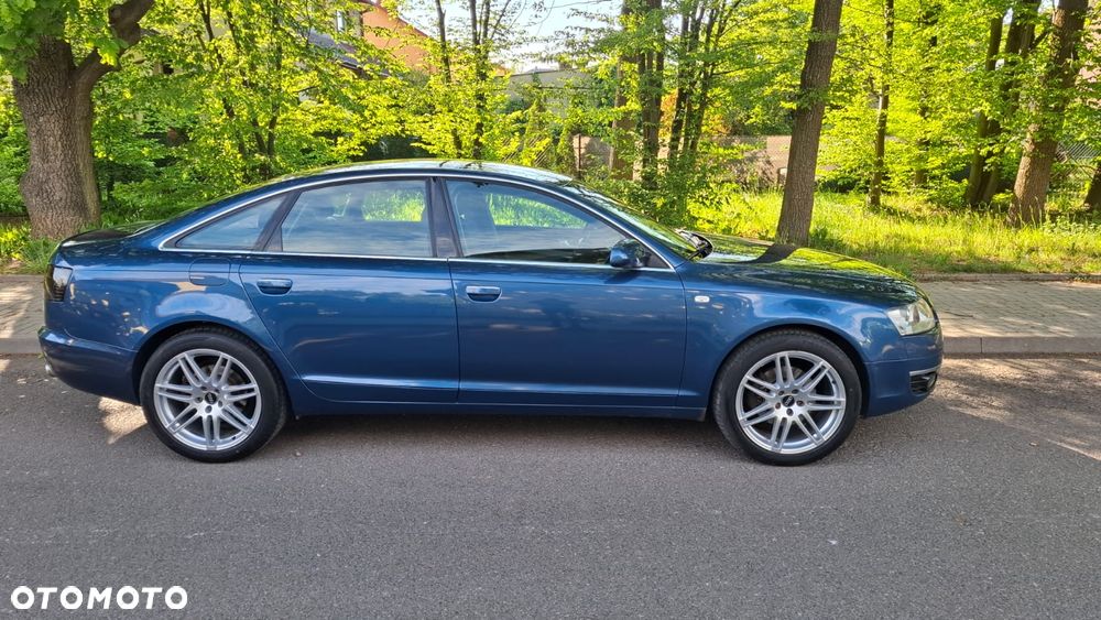 Audi A6 Limousine 2.4 - 3