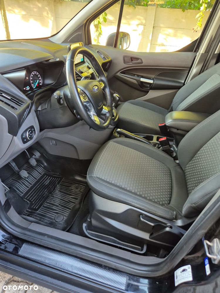 Ford Transit Connect - 14