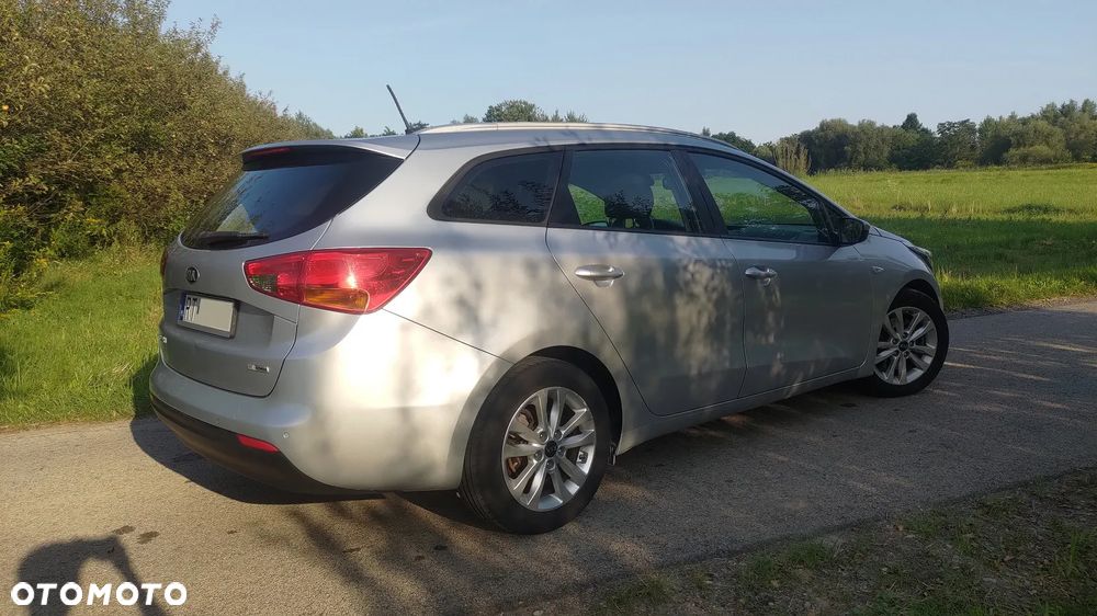 Kia Ceed SW 1.0 T-GDI 120 OPF Vision - 9