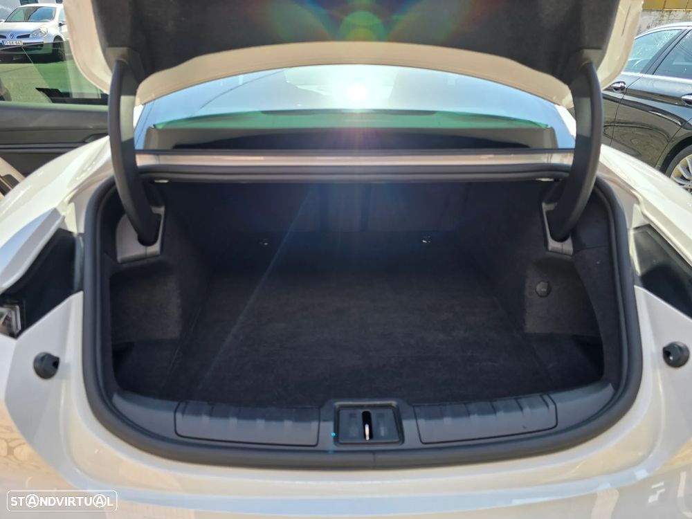 Porsche Taycan Bateria Performance Plus - 25