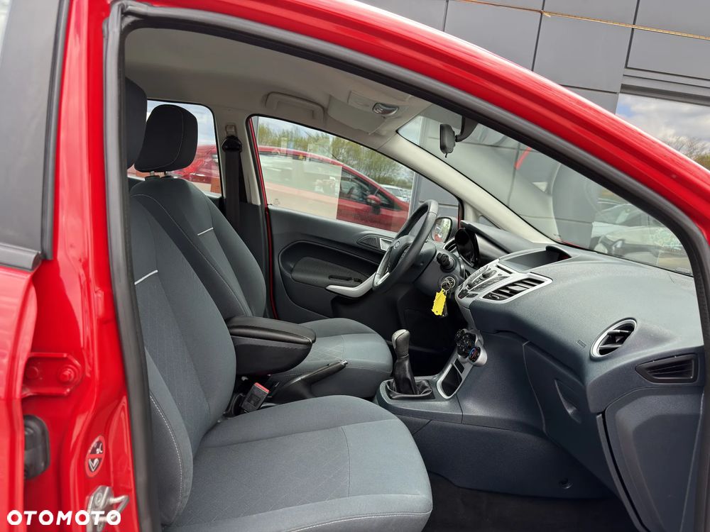 Ford Fiesta 1.6 TDCi Titanium - 27