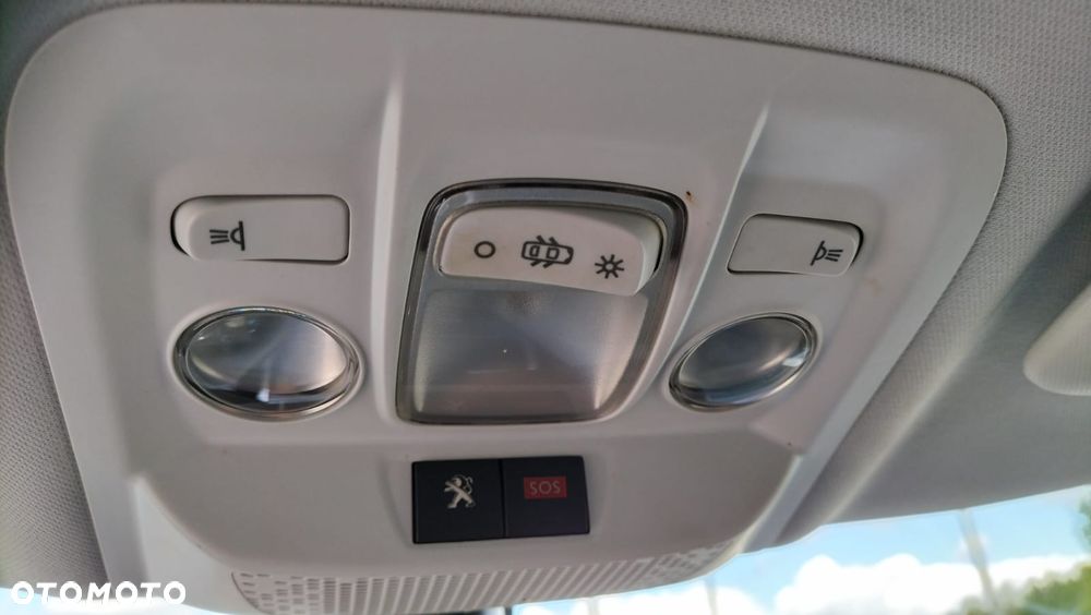 Peugeot 2008 - 19