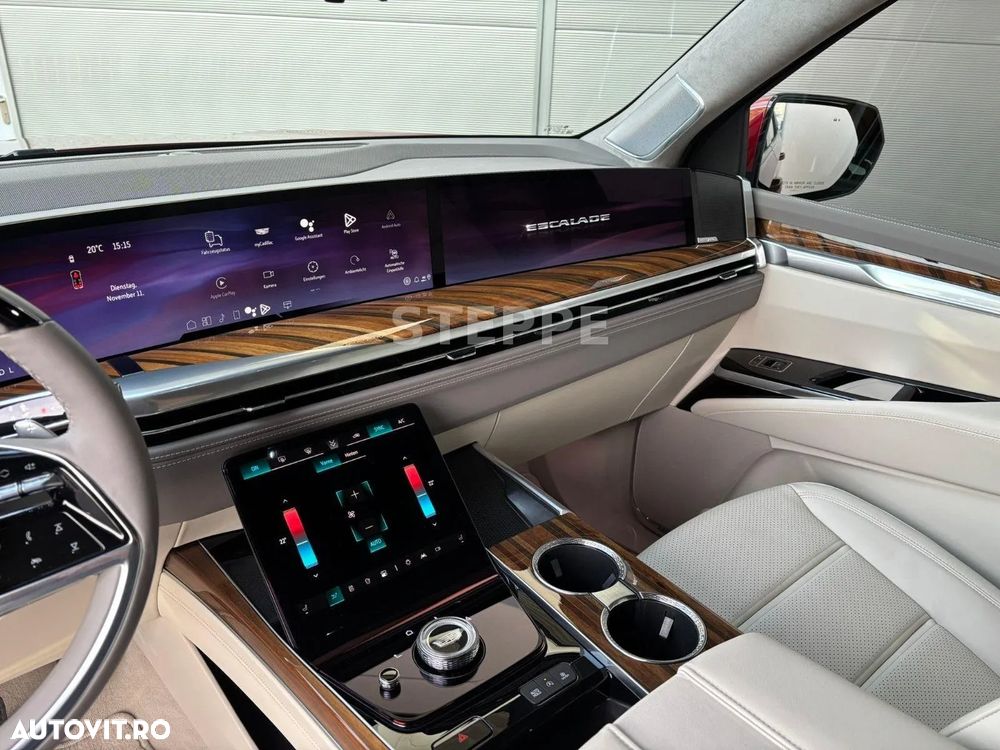 Cadillac Escalade - 2