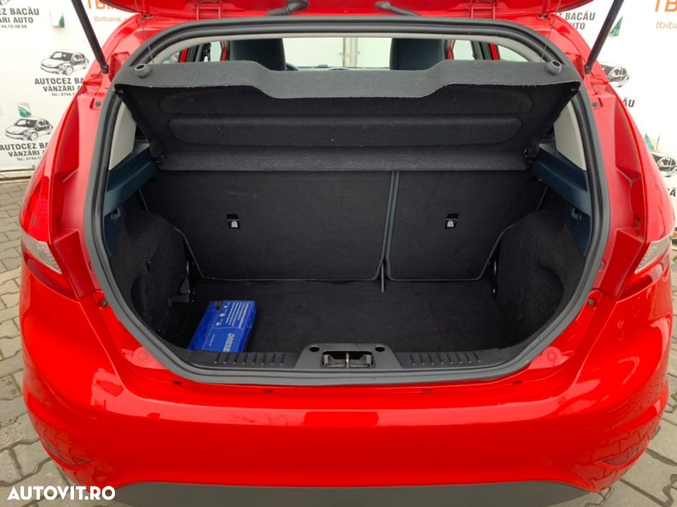 Ford Fiesta - 10