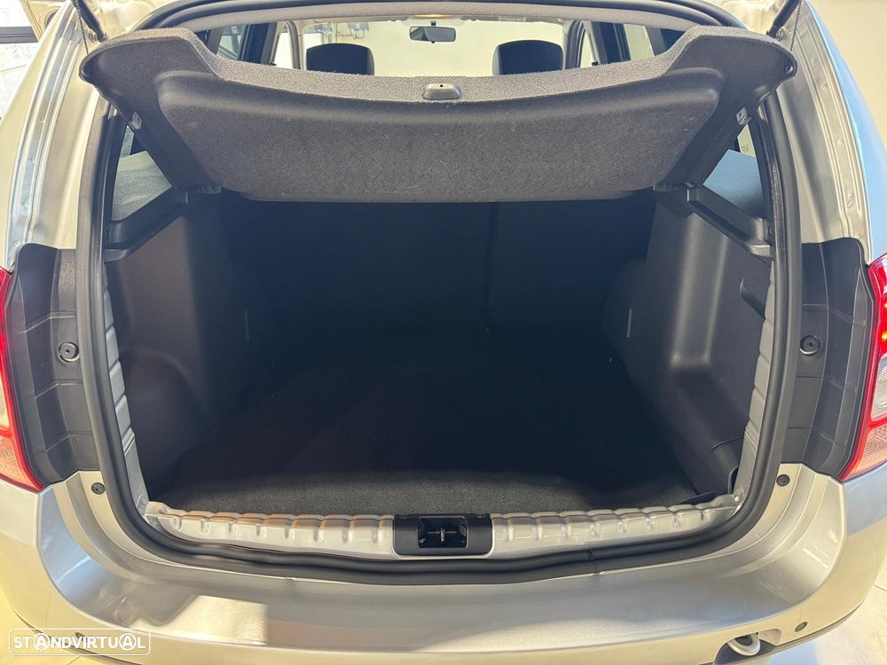 Dacia Duster 1.5 dCi Prestige - 25