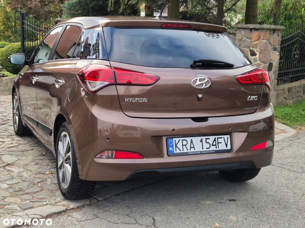 Hyundai i20 blue 1.2 Advantage+ - 16