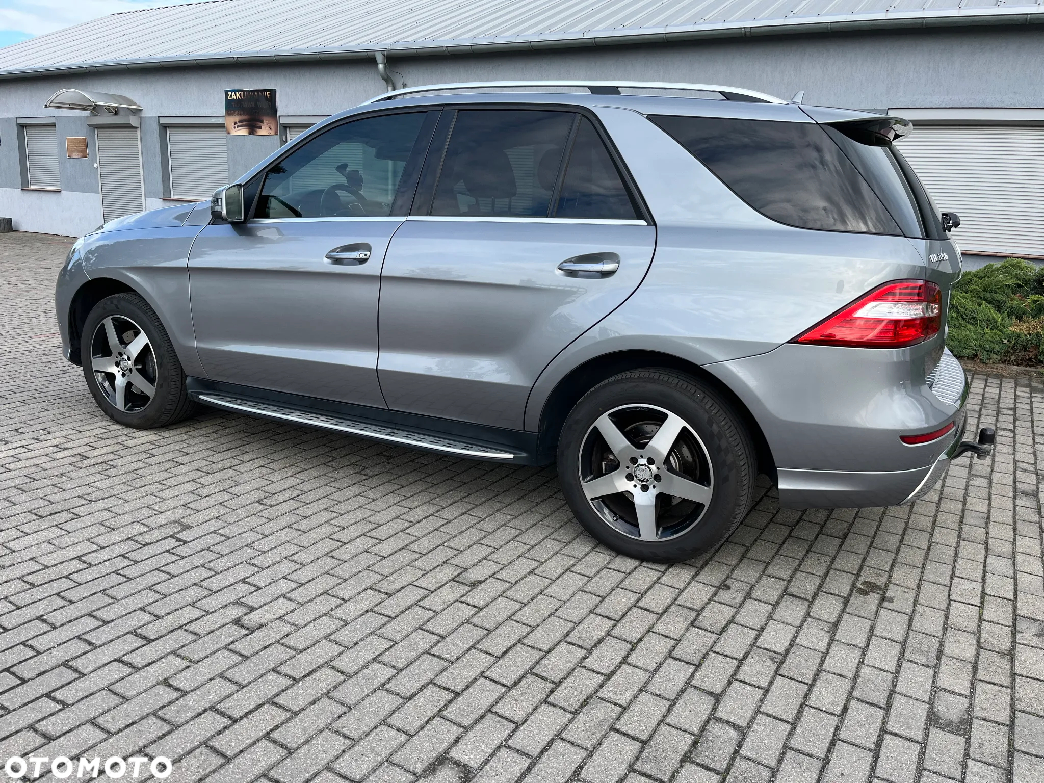Mercedes-Benz ML 350 BlueTEC 4MATIC 7G-TRONIC - 8