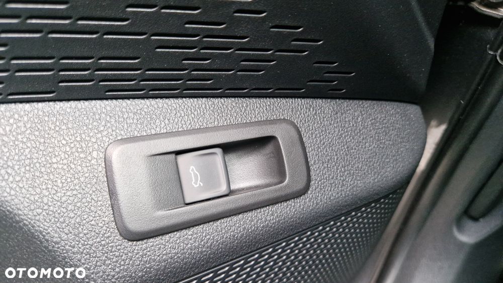 Skoda Octavia 1.5 TSI mHEV Sportline DSG - 21