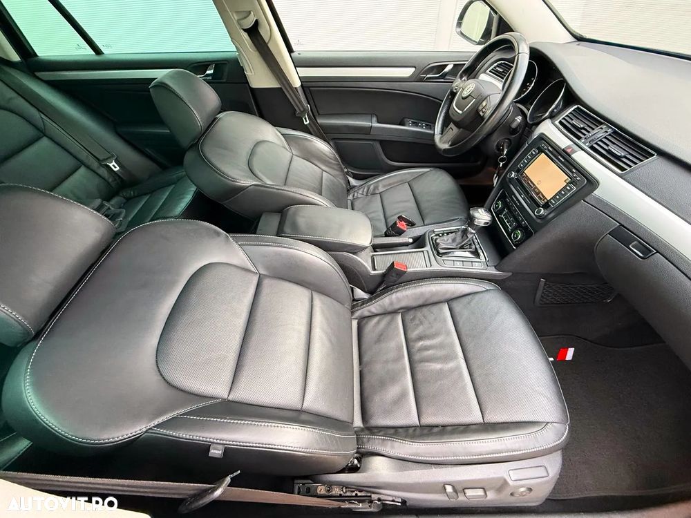Skoda Superb Combi 2.0 TDI 4x4 DSG Exclusive - 17