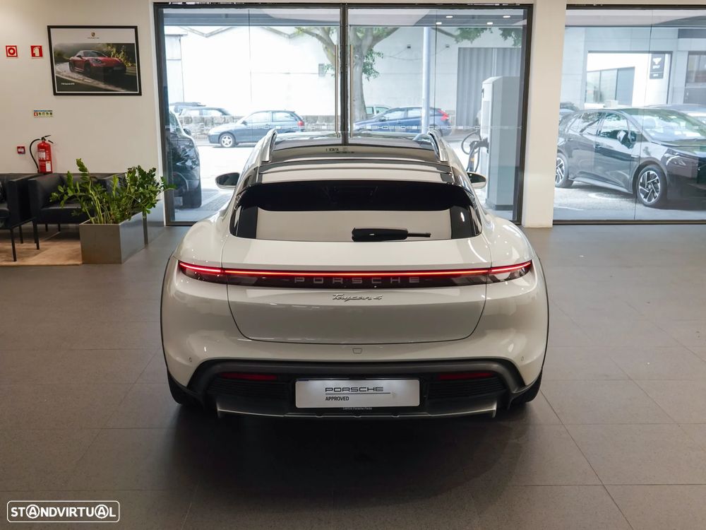Porsche Taycan Cross Turismo 4 - 4