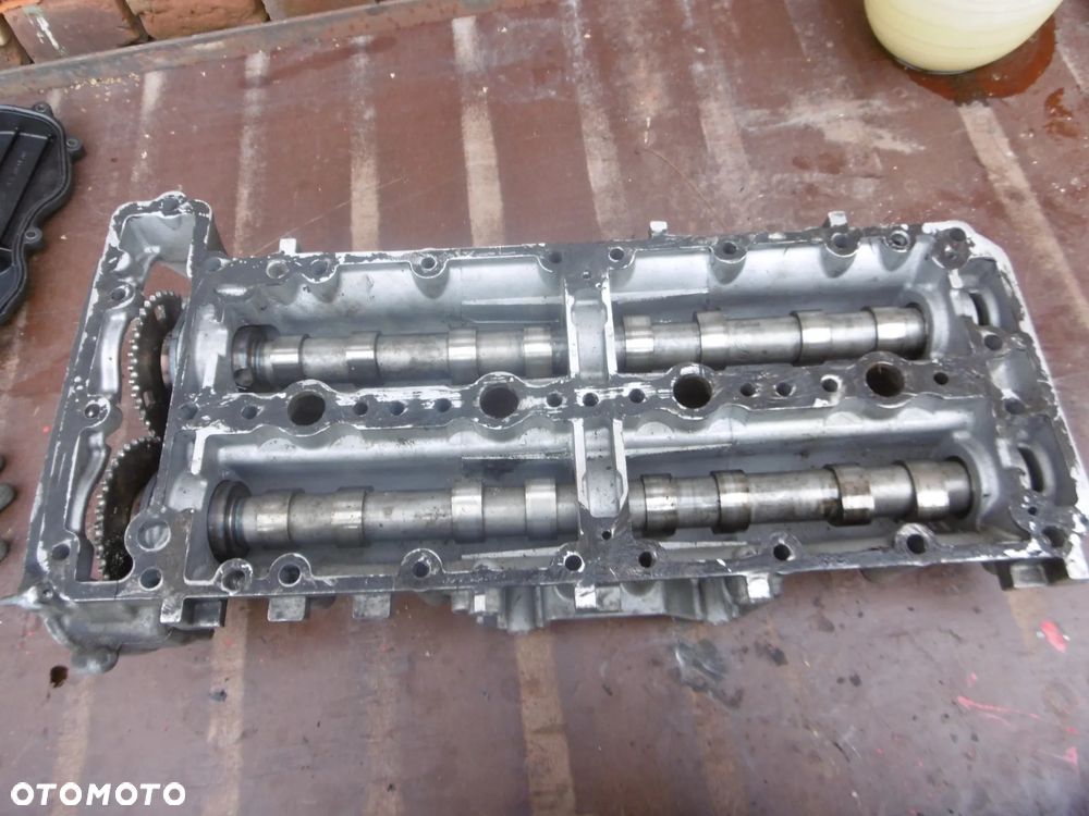 POKRYWA ZAWORÓW WAŁKI BOXER DUCATO IVECO 3.0 504374029 - 3