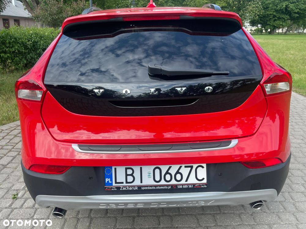 Volvo V40 Cross Country D3 Momentum - 18