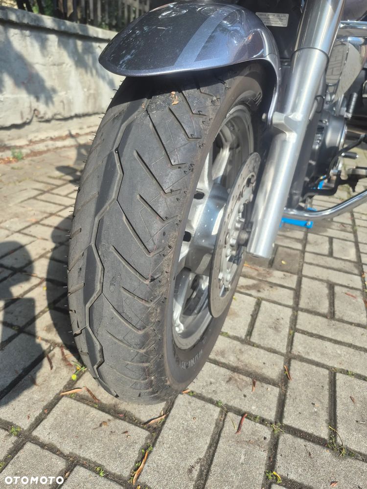 Yamaha XVS - 8