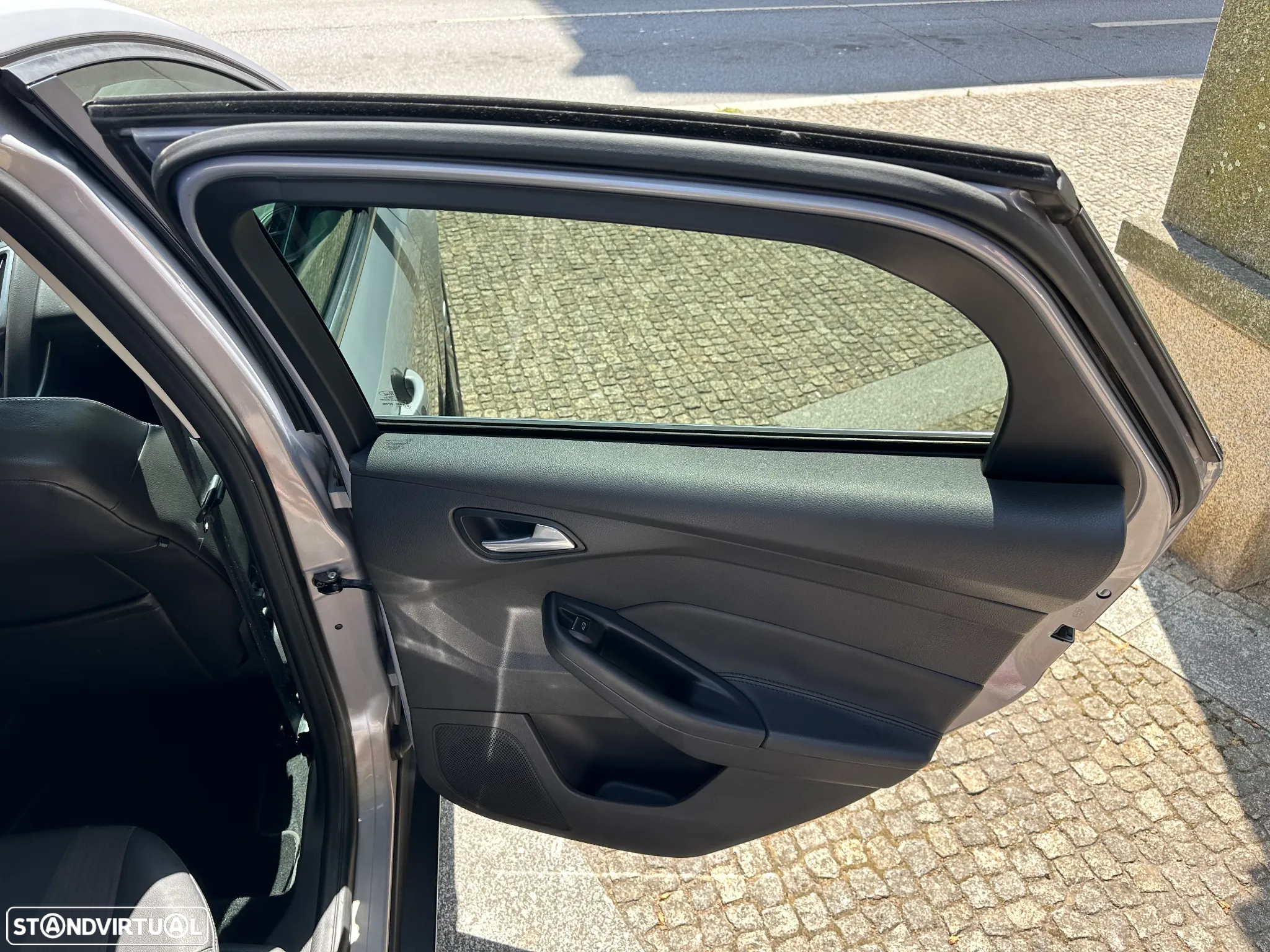 Ford Focus 1.6 TDCi Titanium - 19