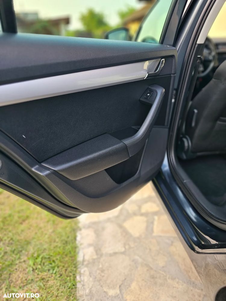 Skoda Octavia 2.0 TDI 4X4 ELEGANCE - 15