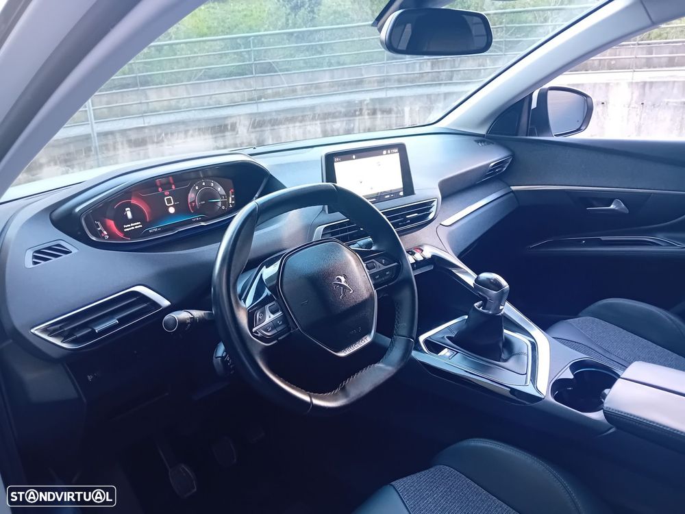 Peugeot 3008 1.2 PureTech Allure - 15