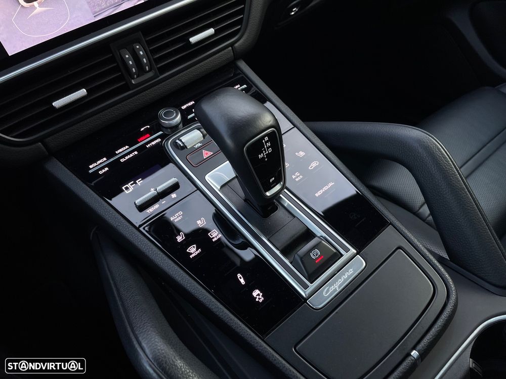 Porsche Cayenne Coupé E-Hybrid Tiptronic S - 29