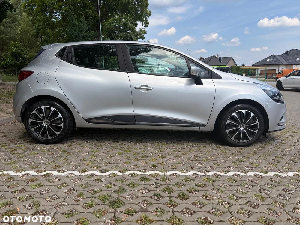 Renault Clio - 15