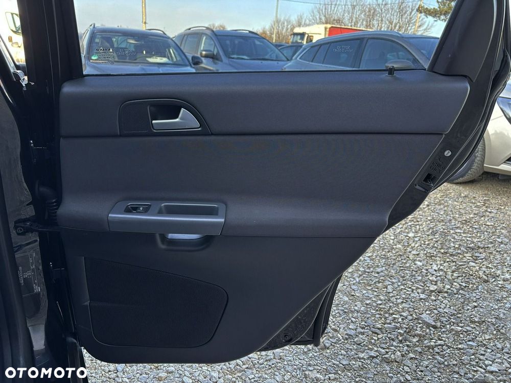 Volvo V50 - 22