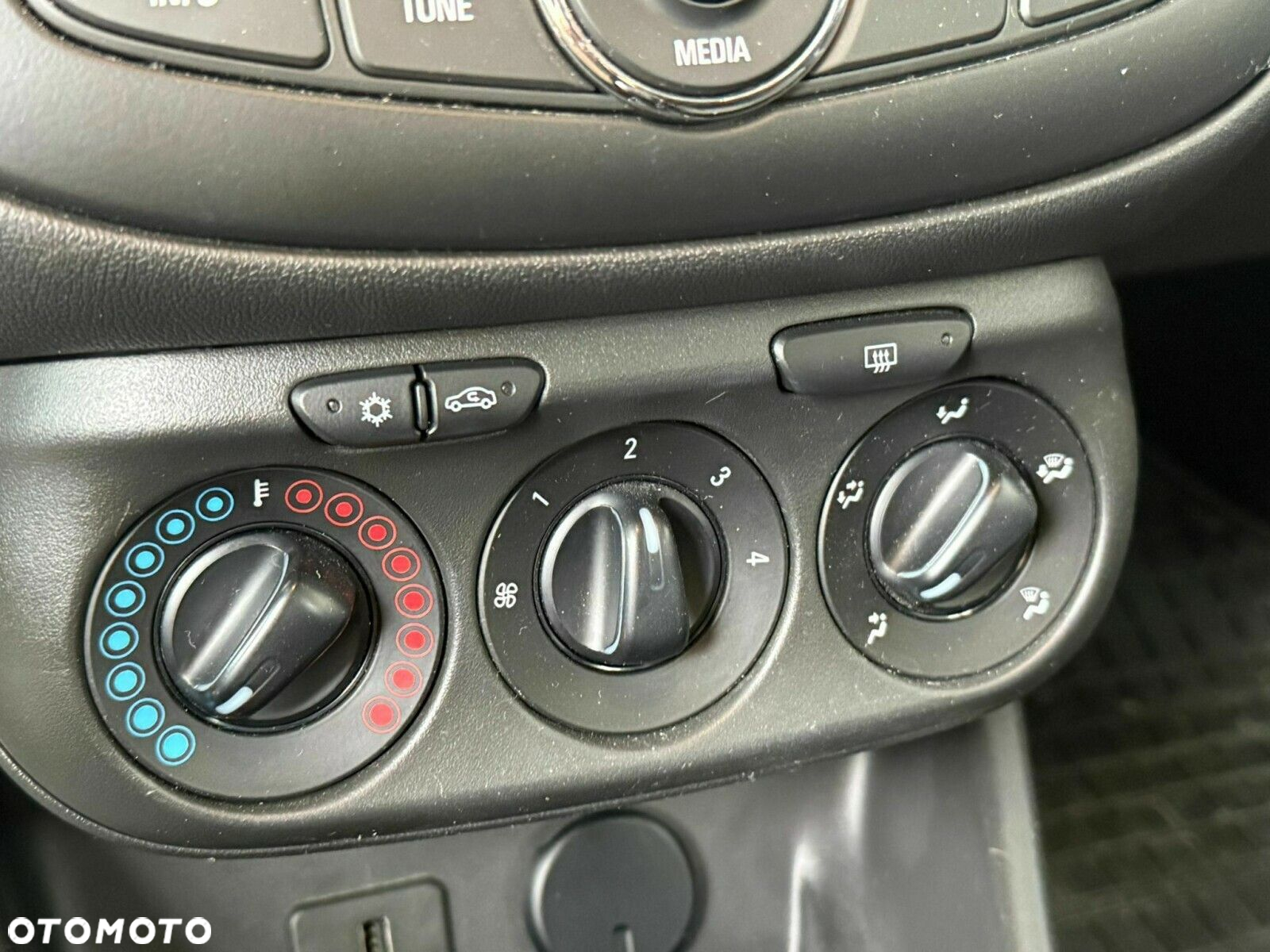 Opel Corsa - 19