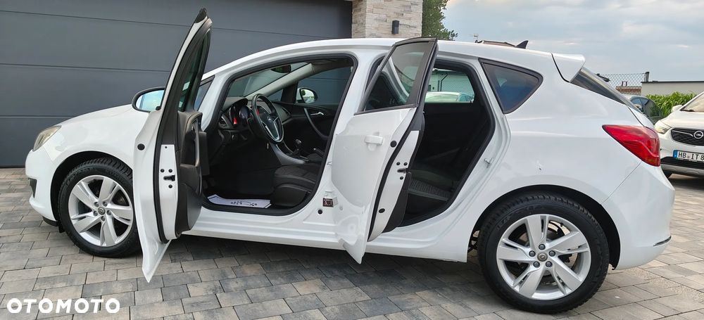 Opel Astra 1.6 ENERGY - 13