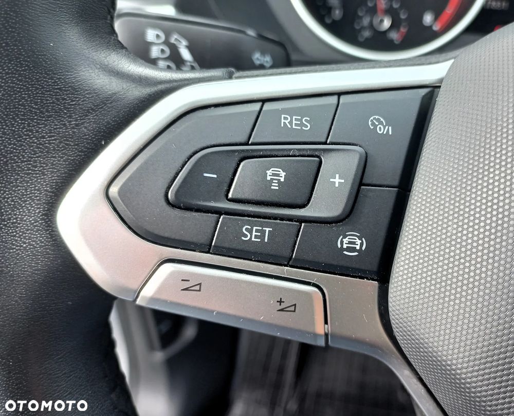 Volkswagen Tiguan 1.5 TSI EVO Life - 19
