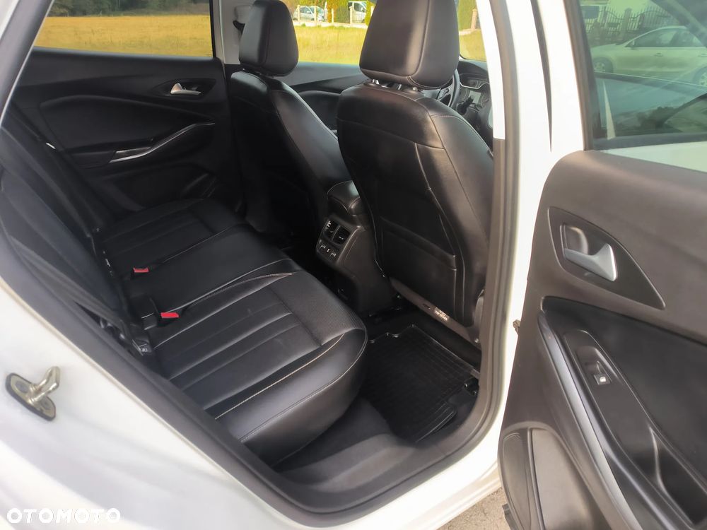 Opel Grandland X - 34