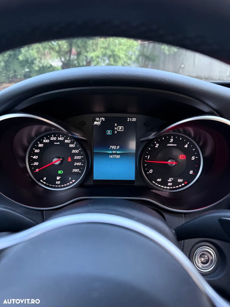 Mercedes-Benz C 220 d Aut - 11