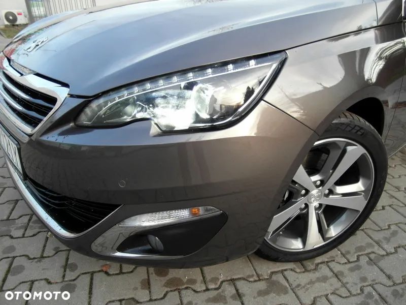 Peugeot 308 SW HDi FAP 150 Allure - 23