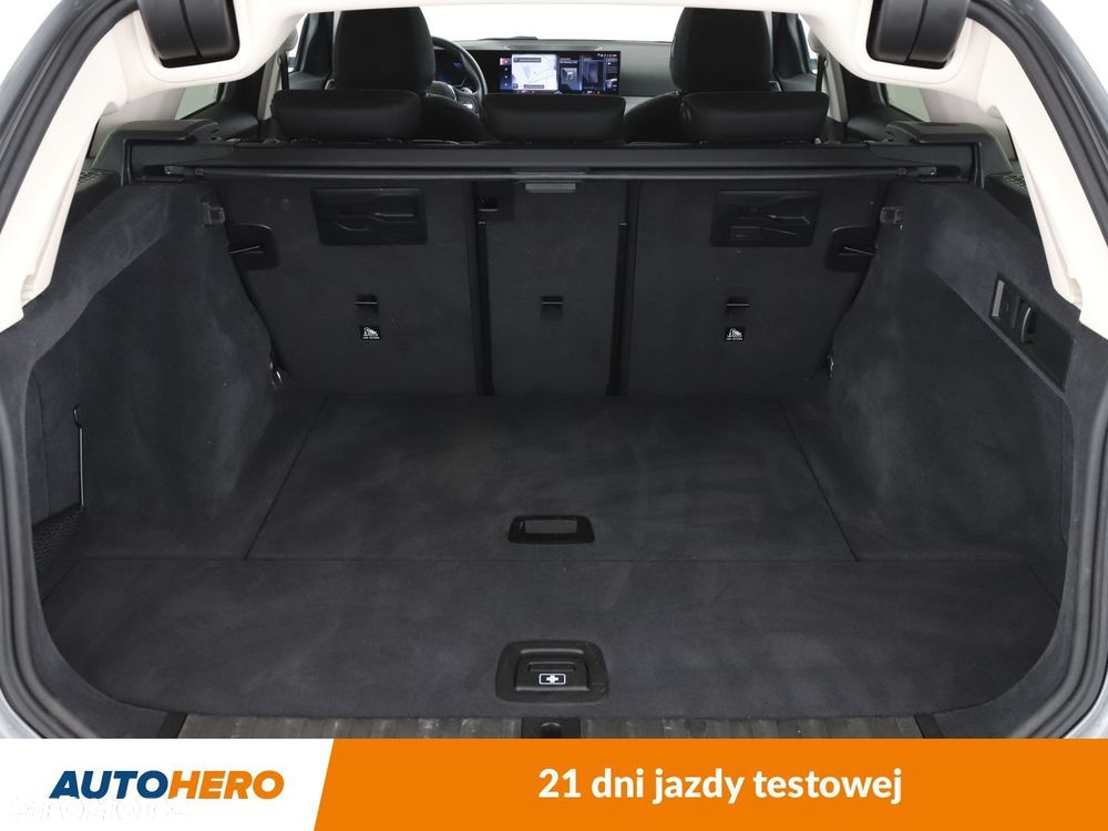 BMW Seria 3 318d - 17