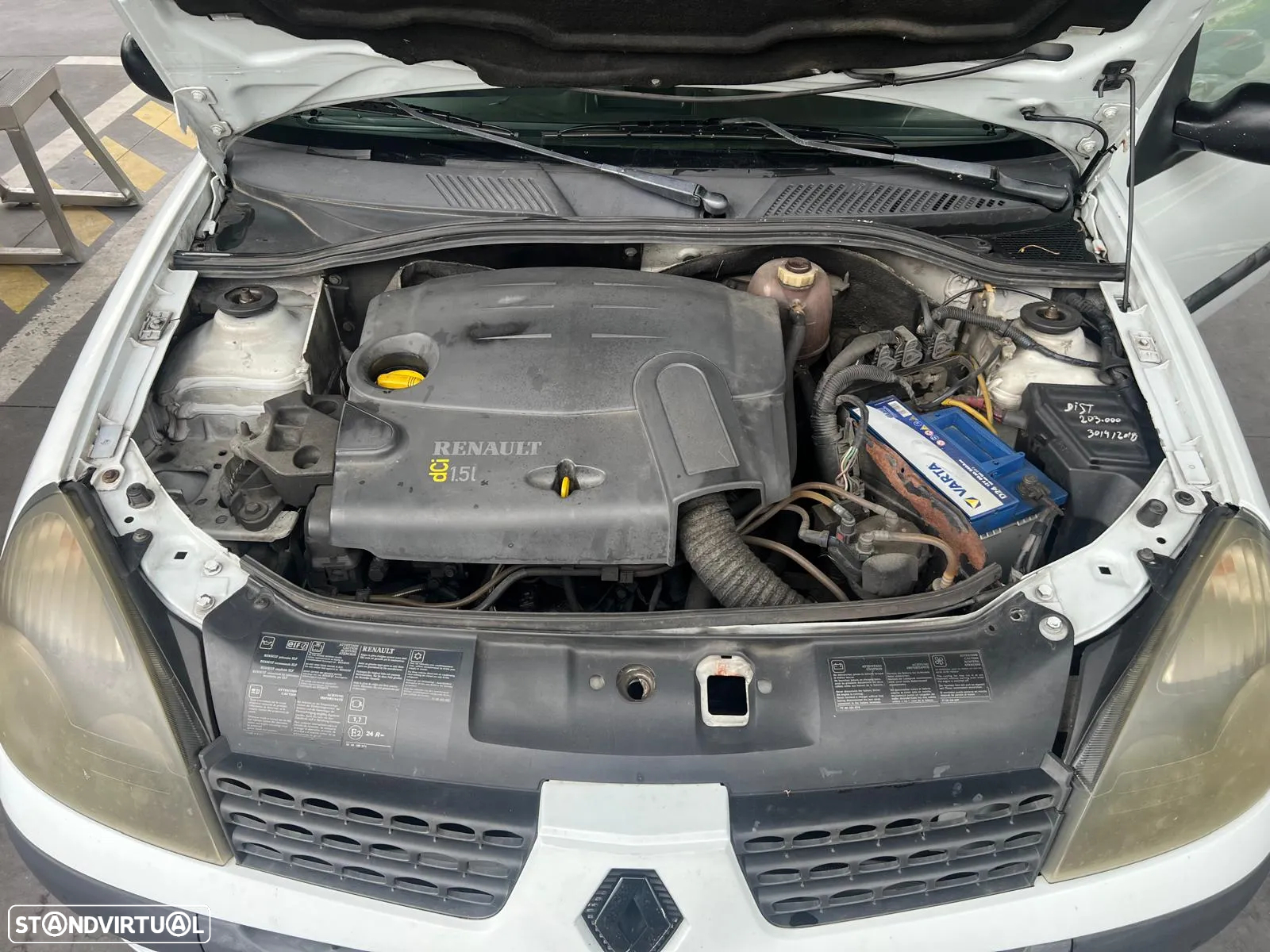 Renault Clio 1.5 dCi Authentique - 8