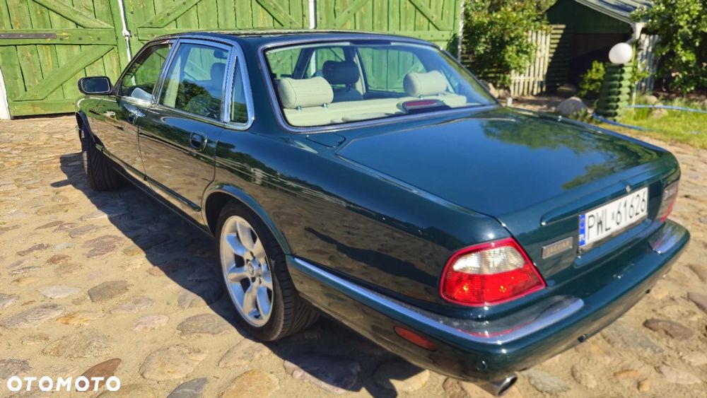 Jaguar XJR Standard - 7