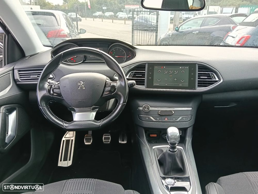 Peugeot 308 SW 1.2 PureTech GT Line - 18