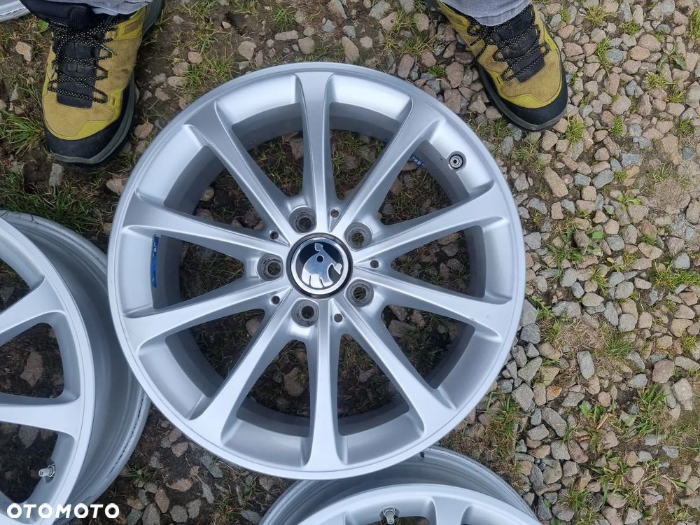 VW GOLF 7,AUDI A3,Q3,SEAT LEON,ATECA,SKODA OCTAVIA 6,5x17 ET44 5X112 super - 6
