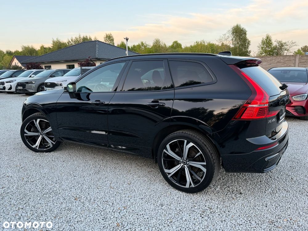 Volvo XC 60 B4 D AWD Ultimate Dark - 9