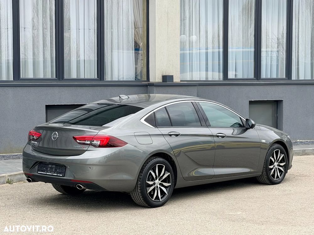 Opel Insignia 2.0 BiTurbo 4x4 Aut GSI - 9