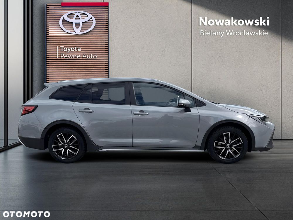 Toyota Corolla 2.0 Hybrid Trek - 27