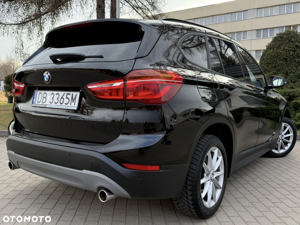 BMW X1 xDrive20d - 27
