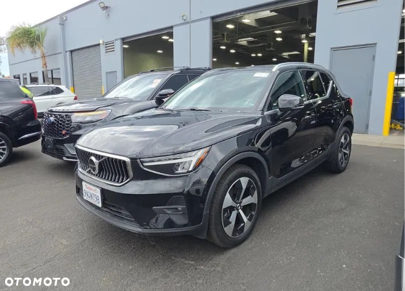 Volvo XC 40 - 1
