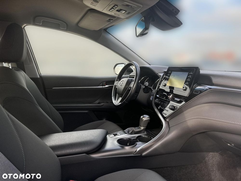 Toyota Camry 2.5 Hybrid Comfort CVT - 12