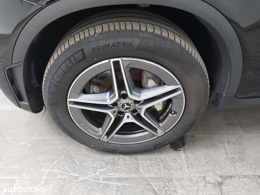Mercedes-Benz GLC 300 de 4Matic 9G-TRONIC AMG Line - 27